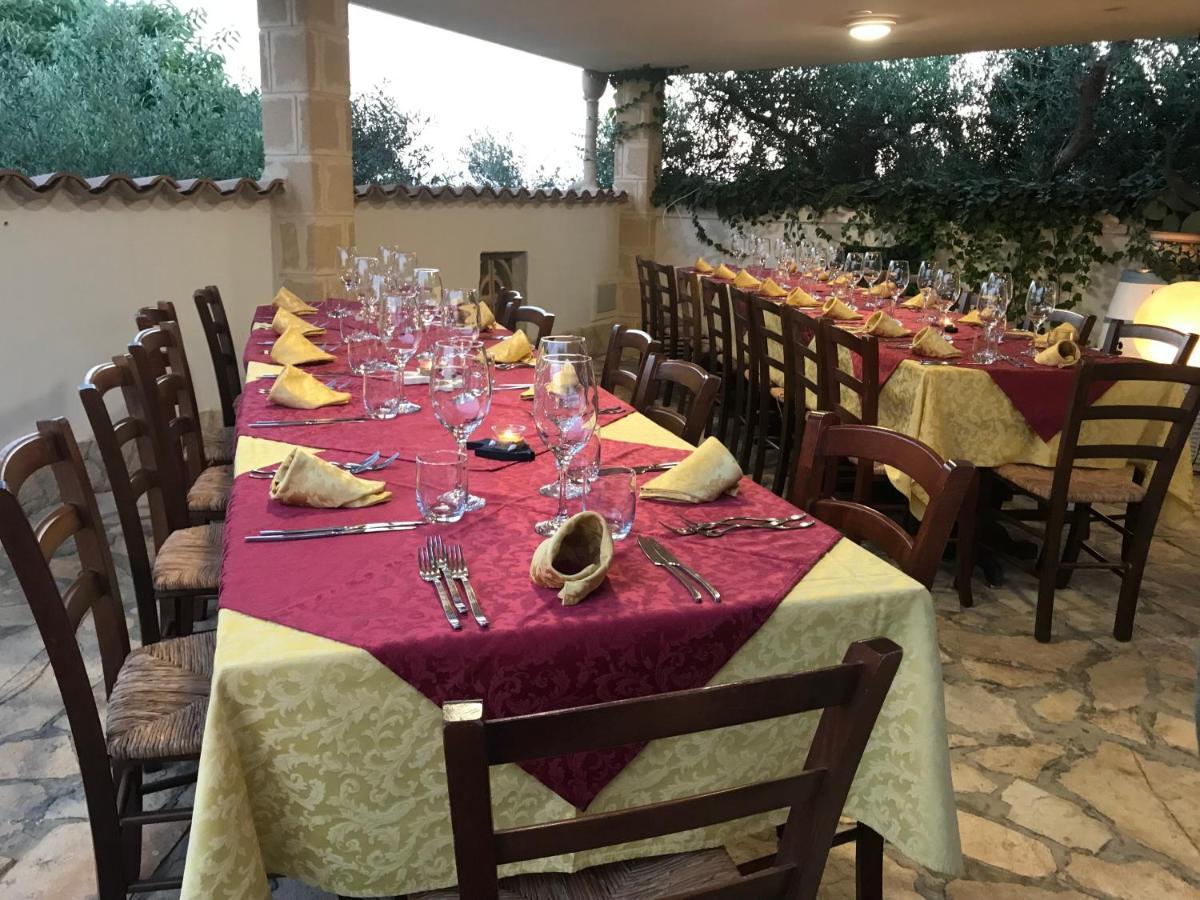 Villa Ceni - Appartamenti Con Camere, Cucina, Wc E Terrazza Sul Mare In Villa Con Piscina, Giardino E Parcheggio مارينيلا دي سيلينونتي المظهر الخارجي الصورة